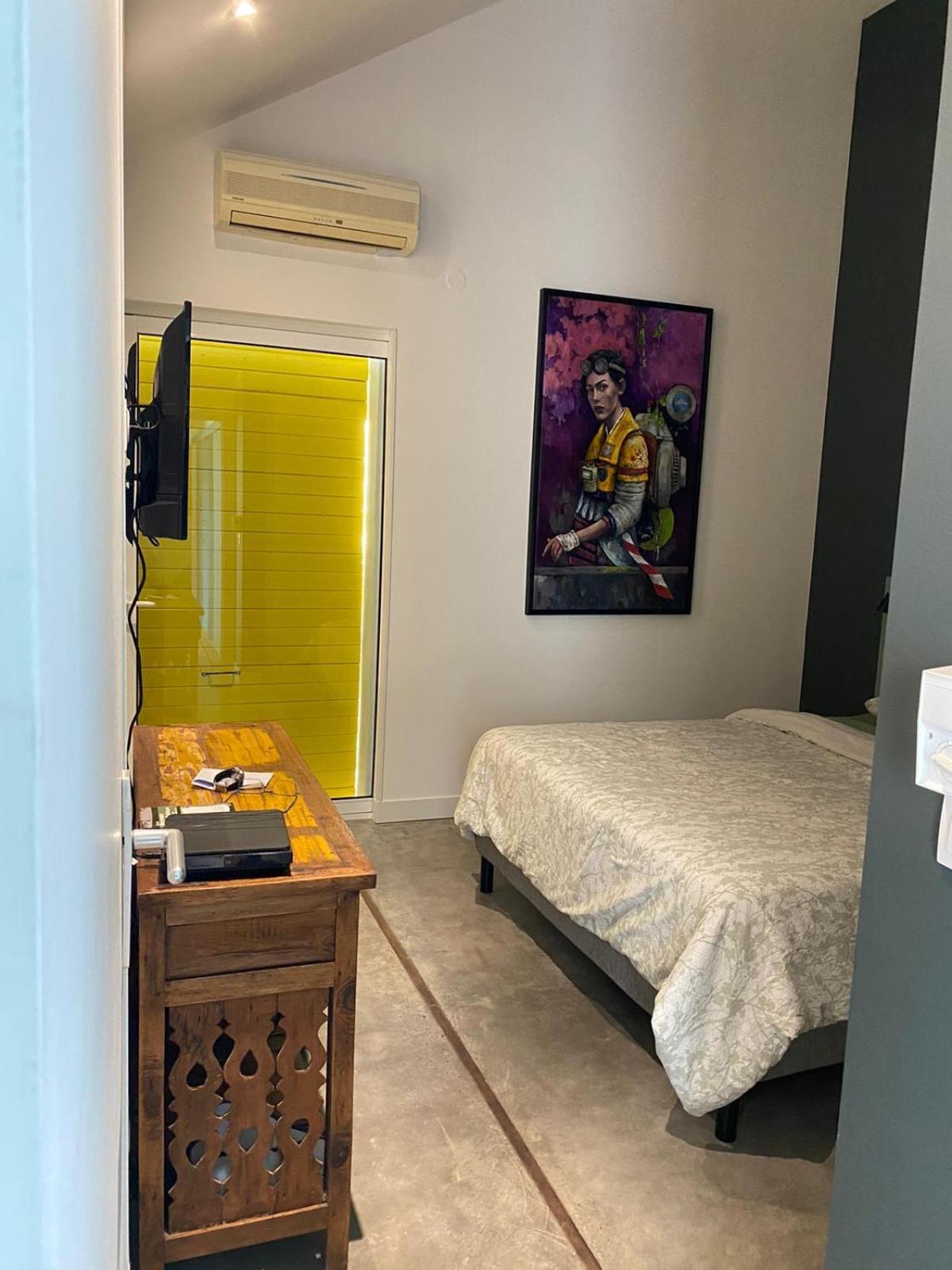 Villa Ylang Сен Жилс ле Бен Екстериор снимка