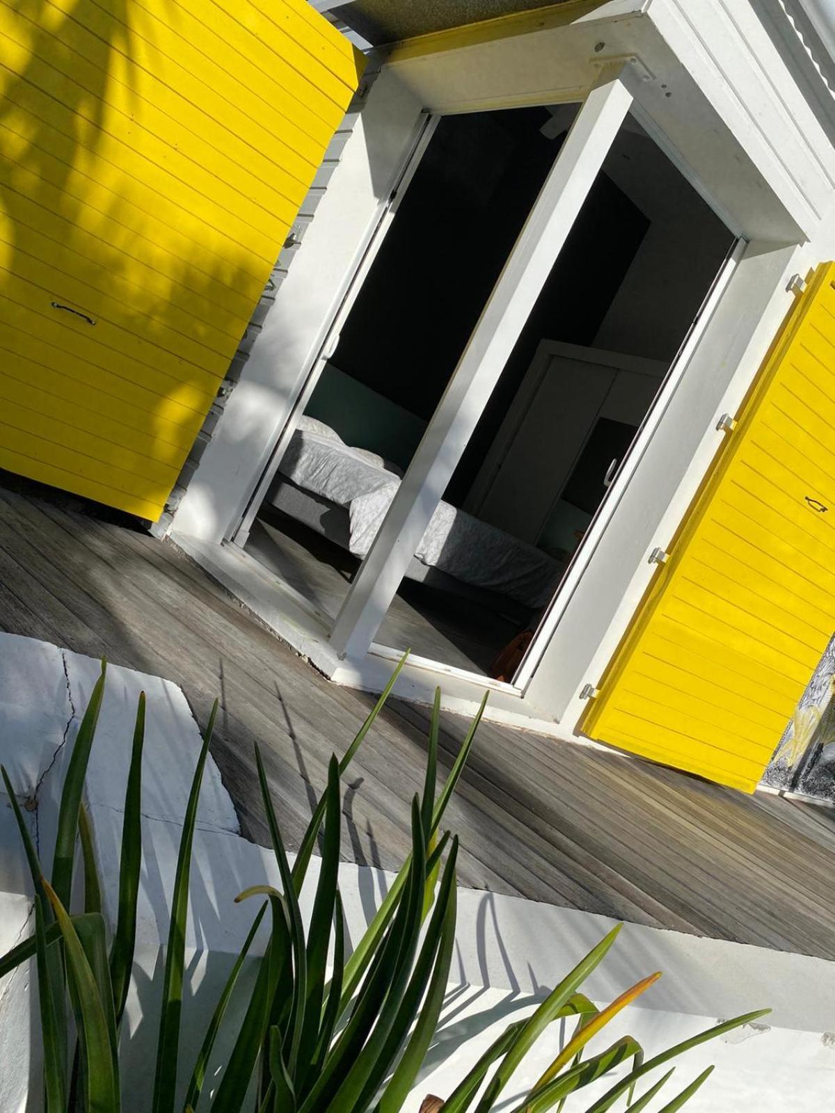 Villa Ylang Сен Жилс ле Бен Екстериор снимка
