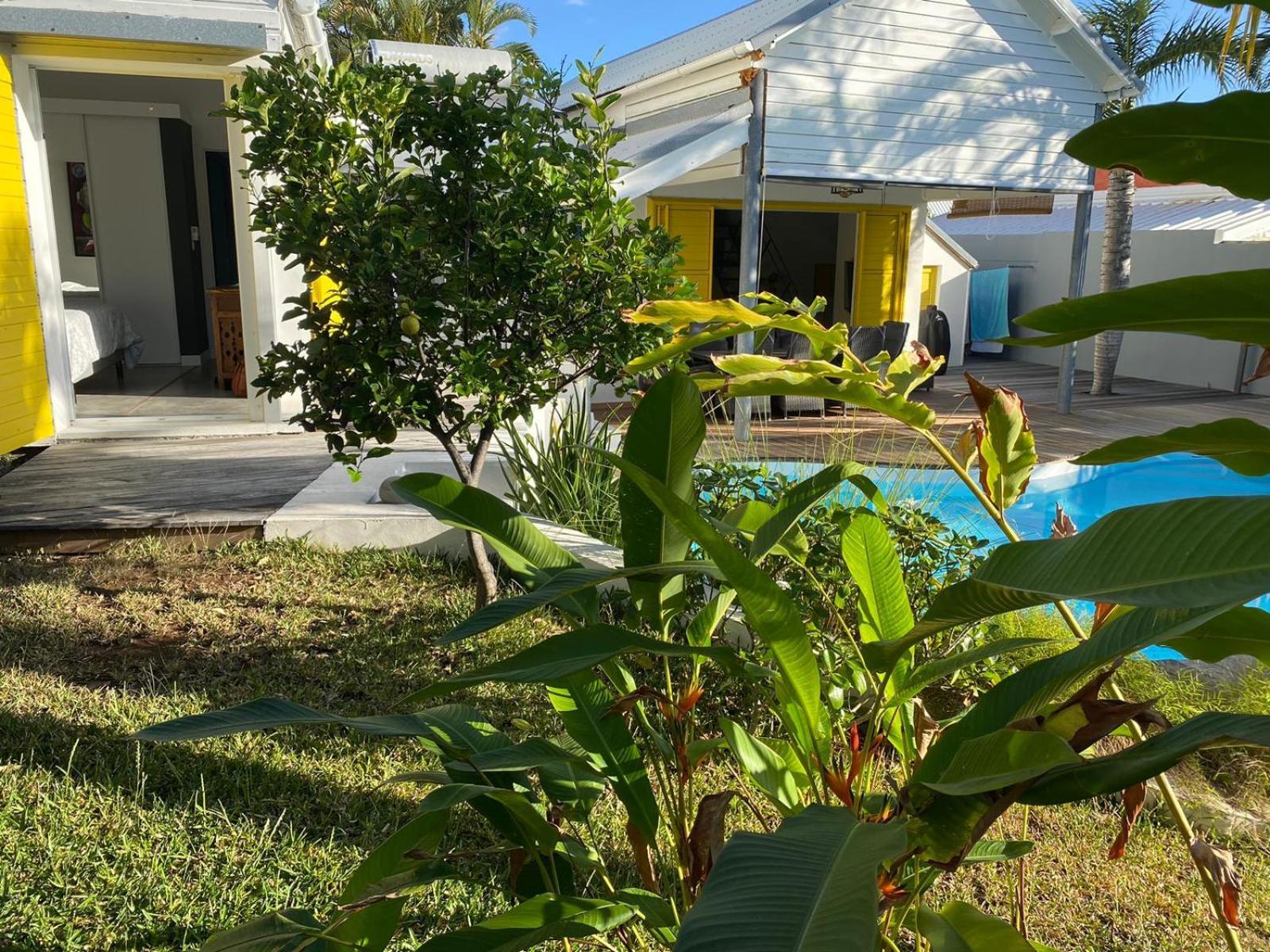 Villa Ylang Сен Жилс ле Бен Екстериор снимка