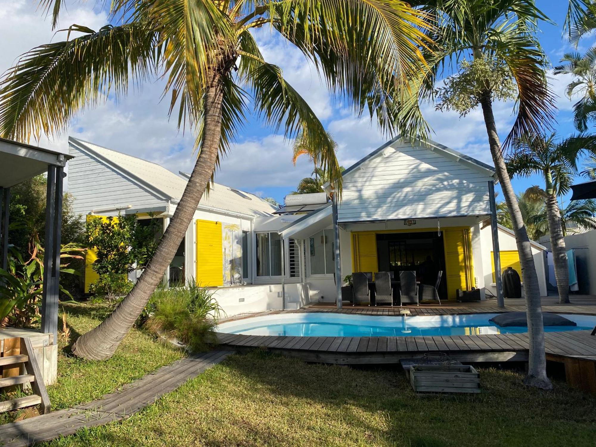 Villa Ylang Сен Жилс ле Бен Екстериор снимка