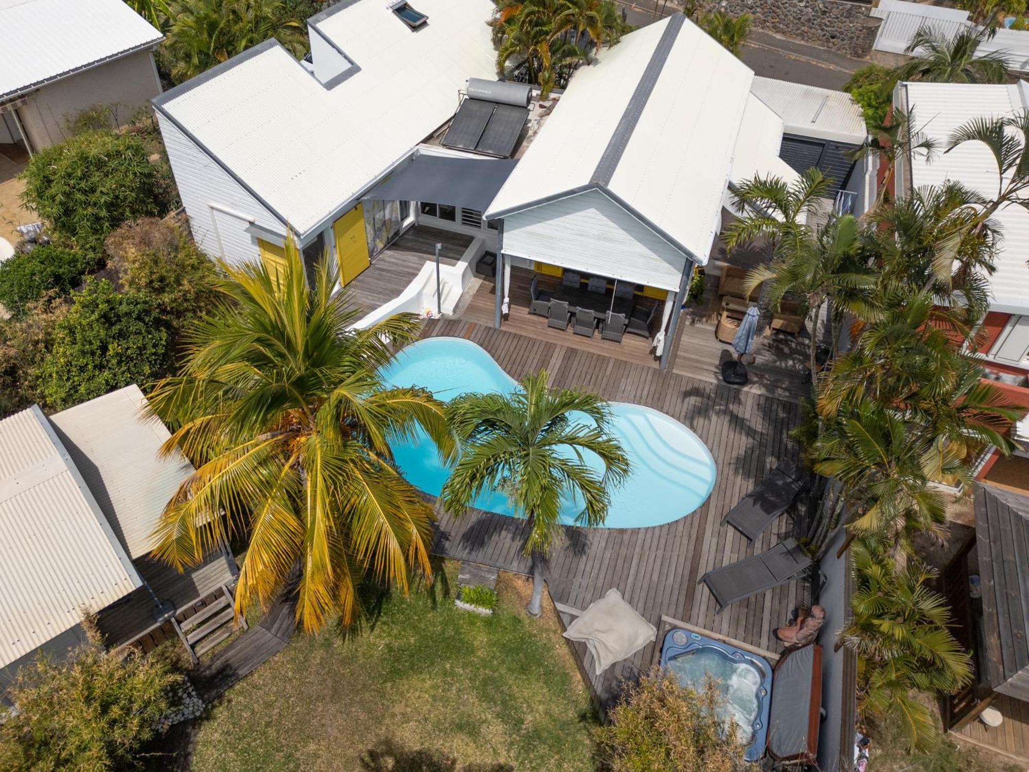 Villa Ylang Сен Жилс ле Бен Екстериор снимка
