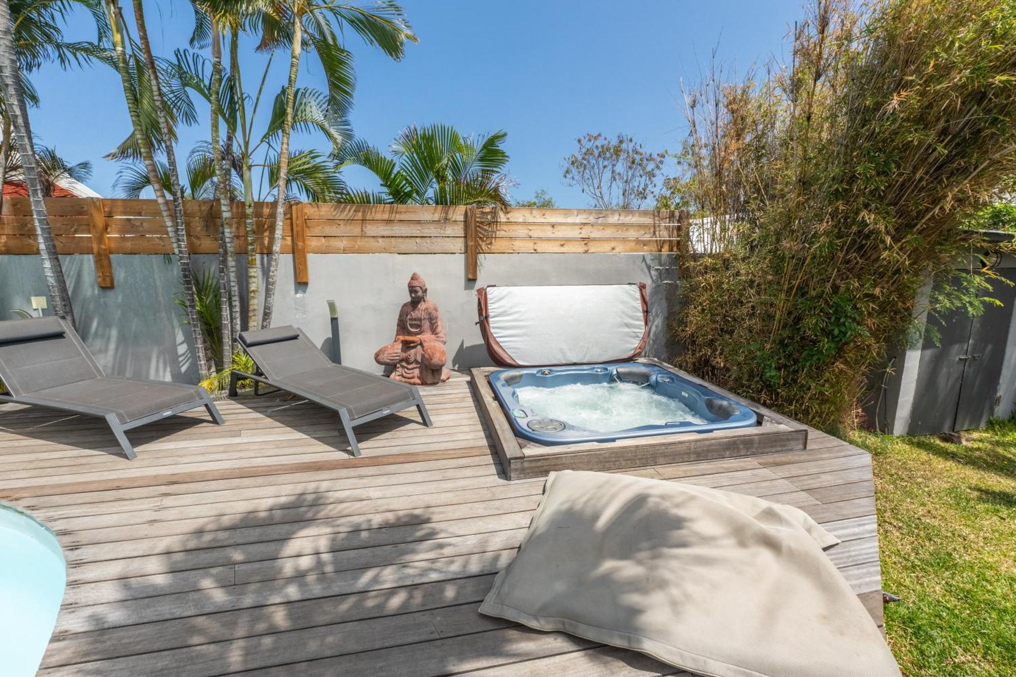 Villa Ylang Сен Жилс ле Бен Екстериор снимка