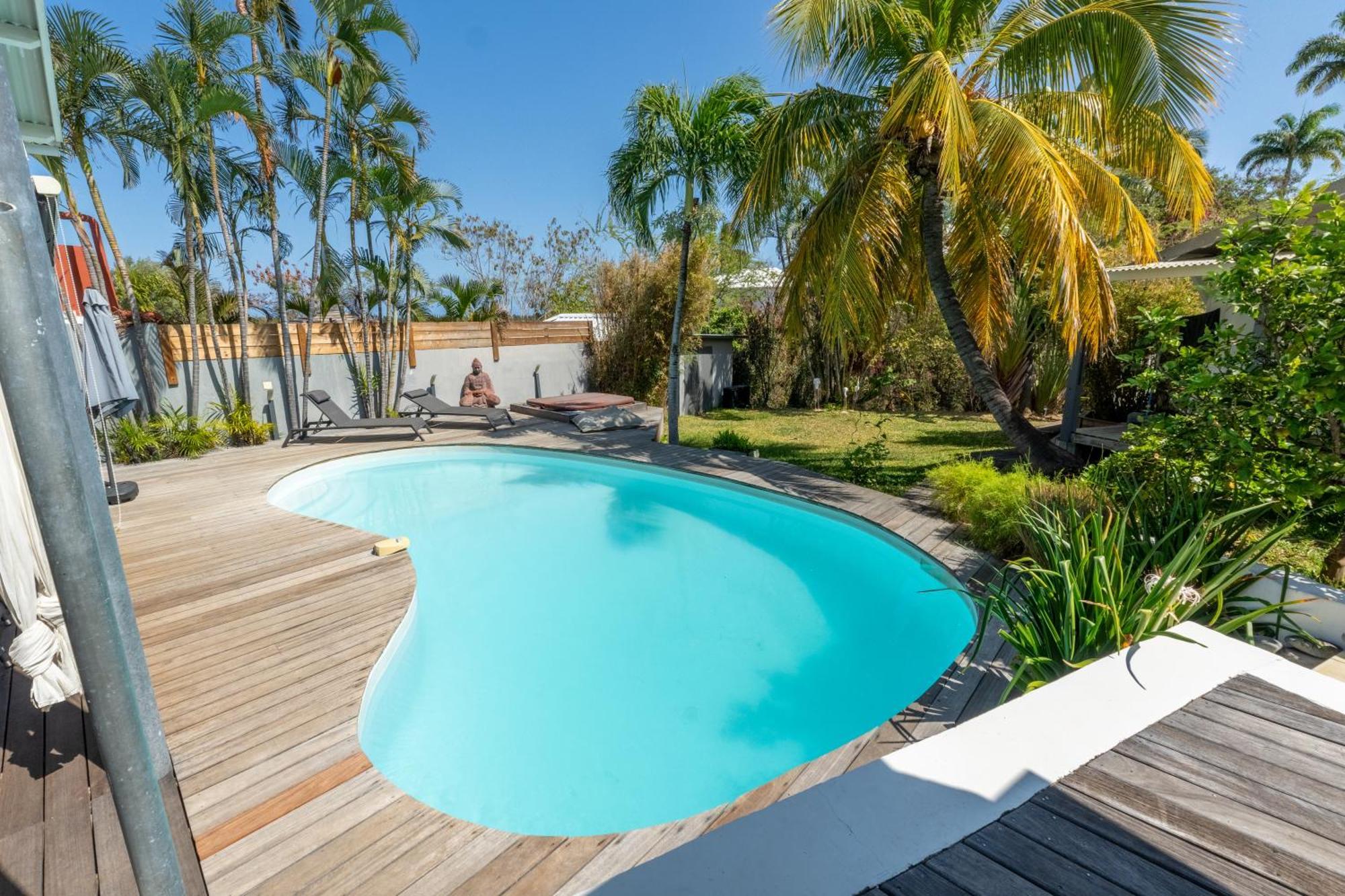 Villa Ylang Сен Жилс ле Бен Екстериор снимка